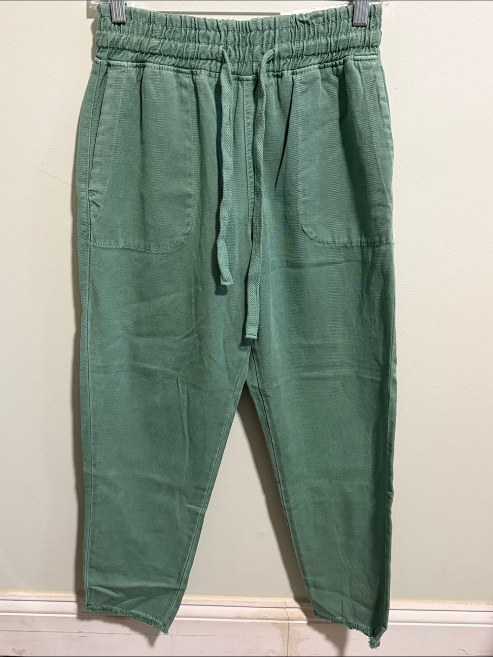 NWT! ZARA The Raw Hem Jogger Pants Size Small